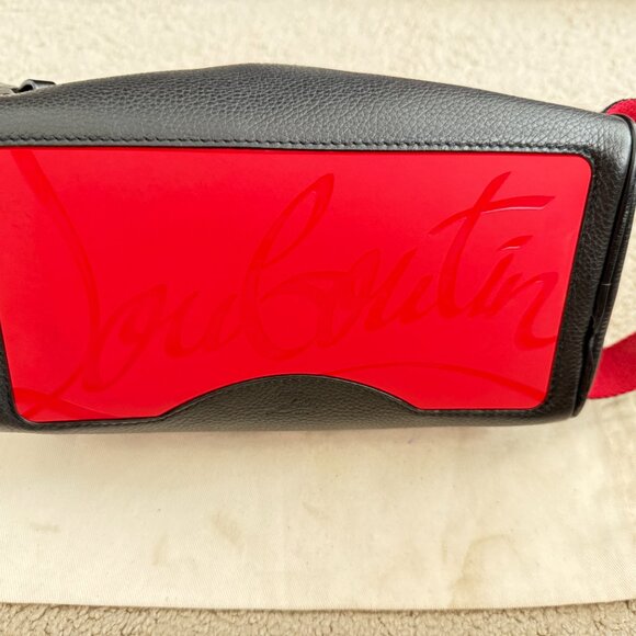$1095 Auth. CHRISTIAN LOUBOUTIN Made in ITALY Unisex Black Leather Toiletry Bag - Picture 3 of 12